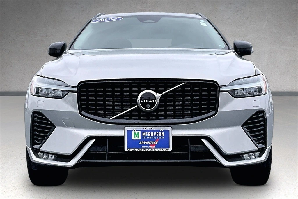 2024 Volvo - image 2