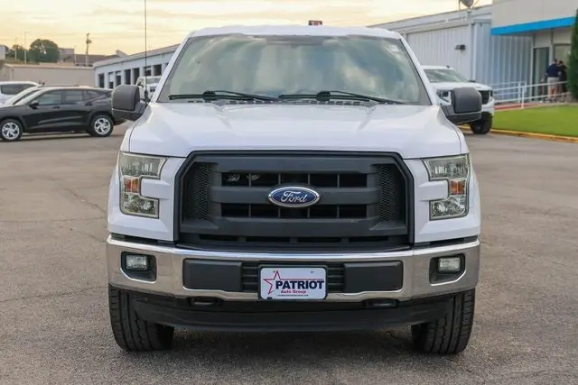 2016 Ford F-150 XL photo 2