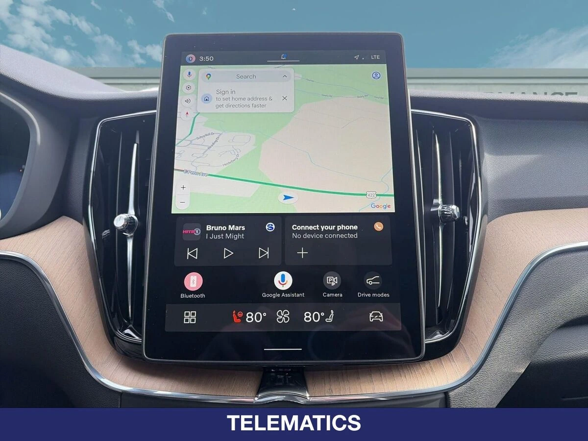 2026 Volvo - image 21