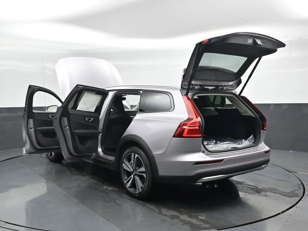 2026 Volvo V60 Cross Country Plus - Photo 47