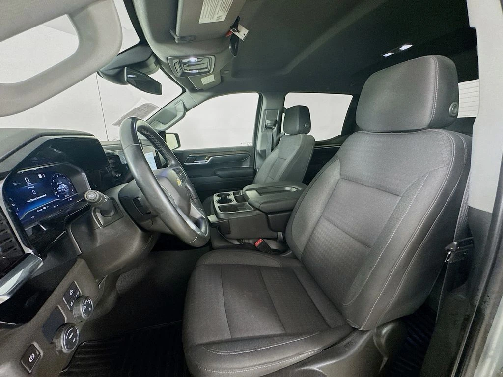 2023 Chevrolet Silverado 1500 LT - Photo 24