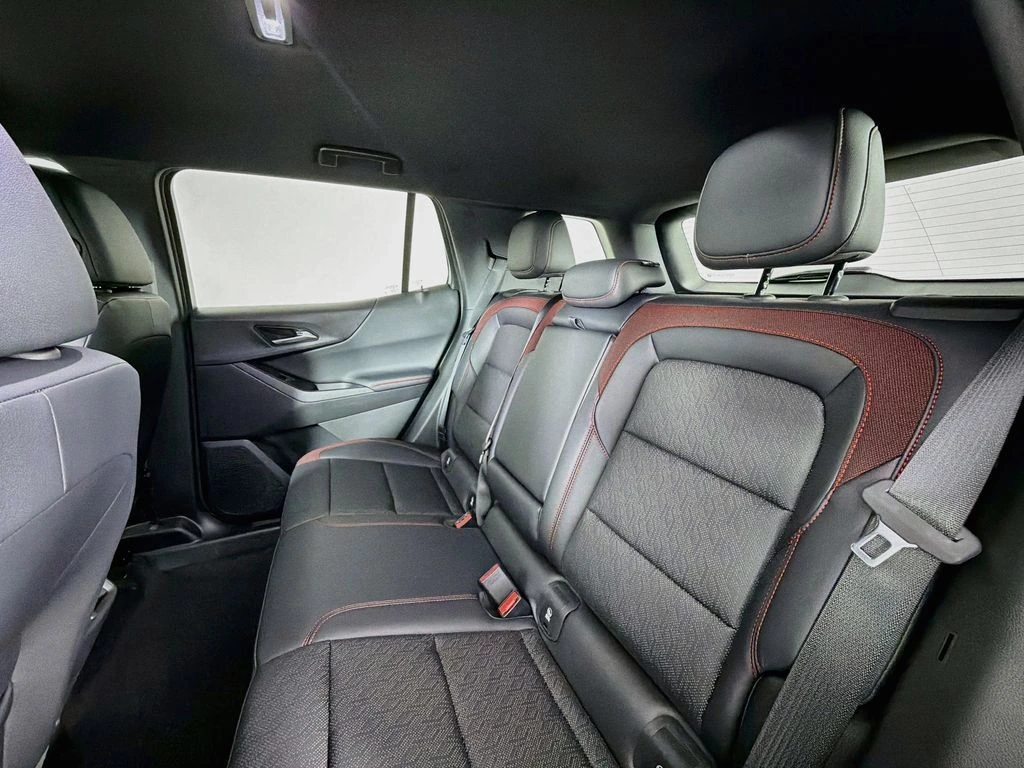 2027 Chevrolet Equinox RS - Photo 24