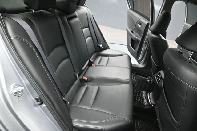 2017 Honda Accord Hybrid Touring - Photo 16