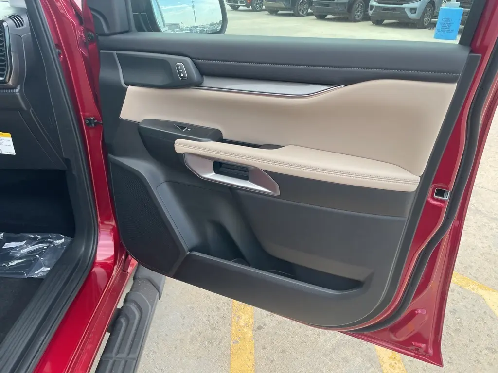 2025 Ford Ranger Lariat photo 23