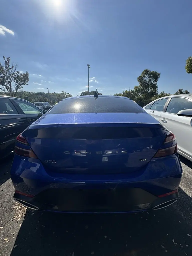 2023 Genesis G70 Advanced 3.3T Sport Prestige photo 6