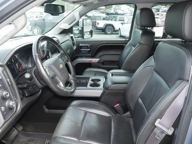 2015 Chevrolet Silverado LTZ photo 5