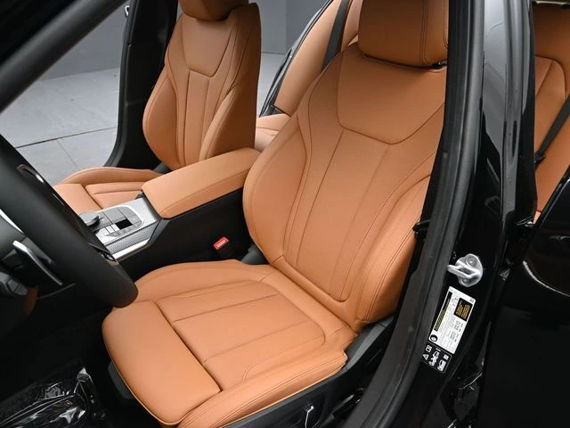 2026 BMW 3 Series 330i - Photo 13