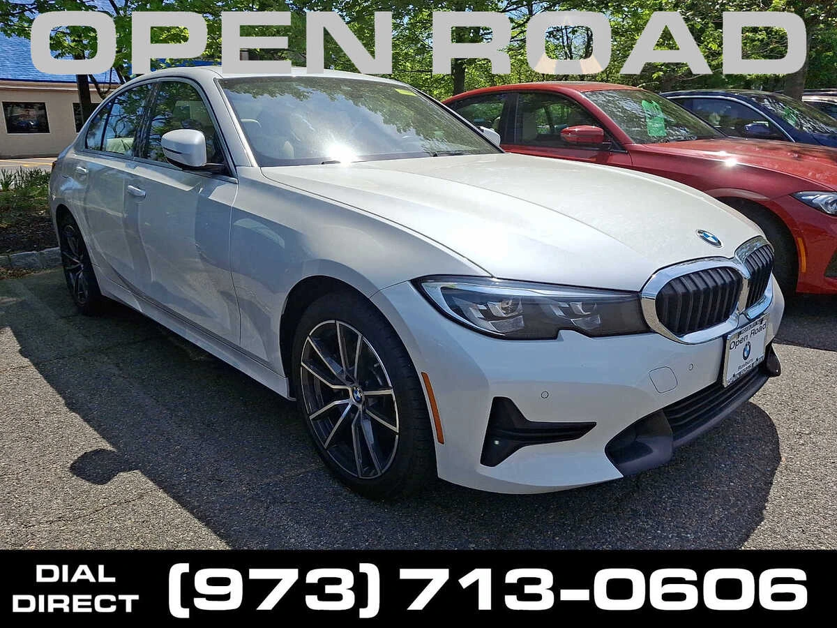 2020 BMW 3 Series 330i xDrive Sedan's photo