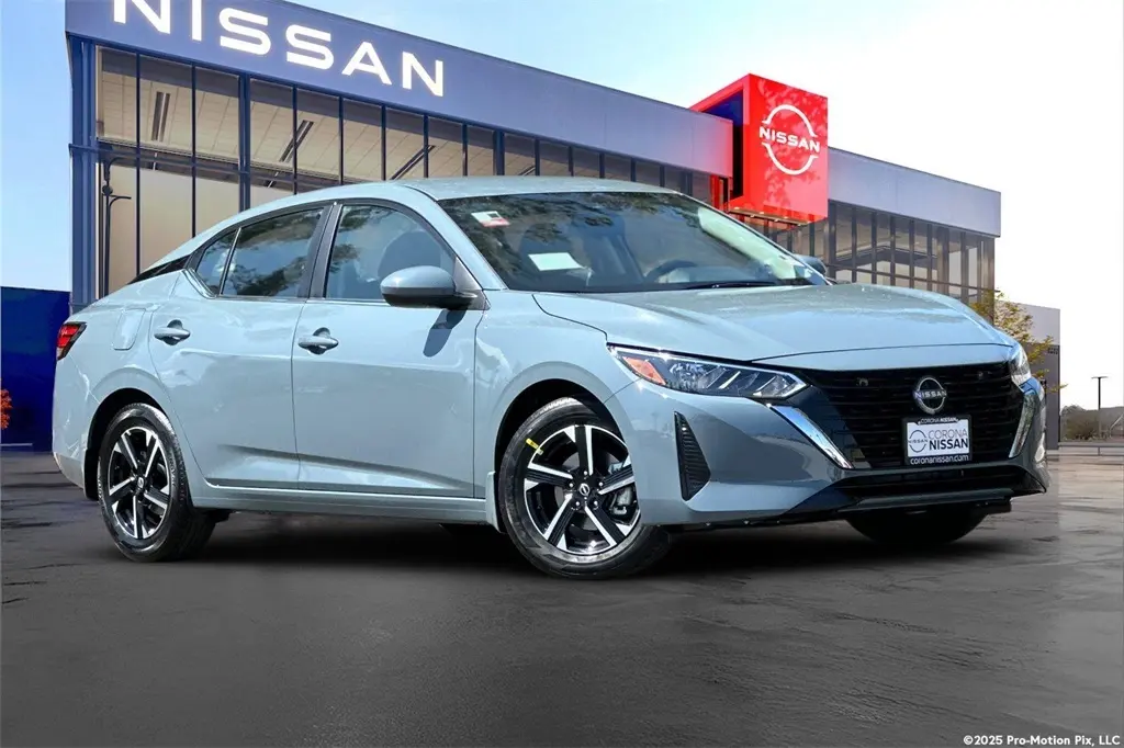 2025 Nissan Sentra SV photo 2
