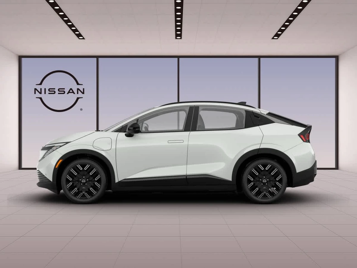 2026 Nissan LEAF Platinum+ - Photo 8