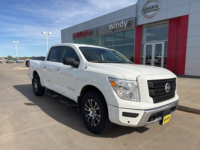 2021 Nissan Titan