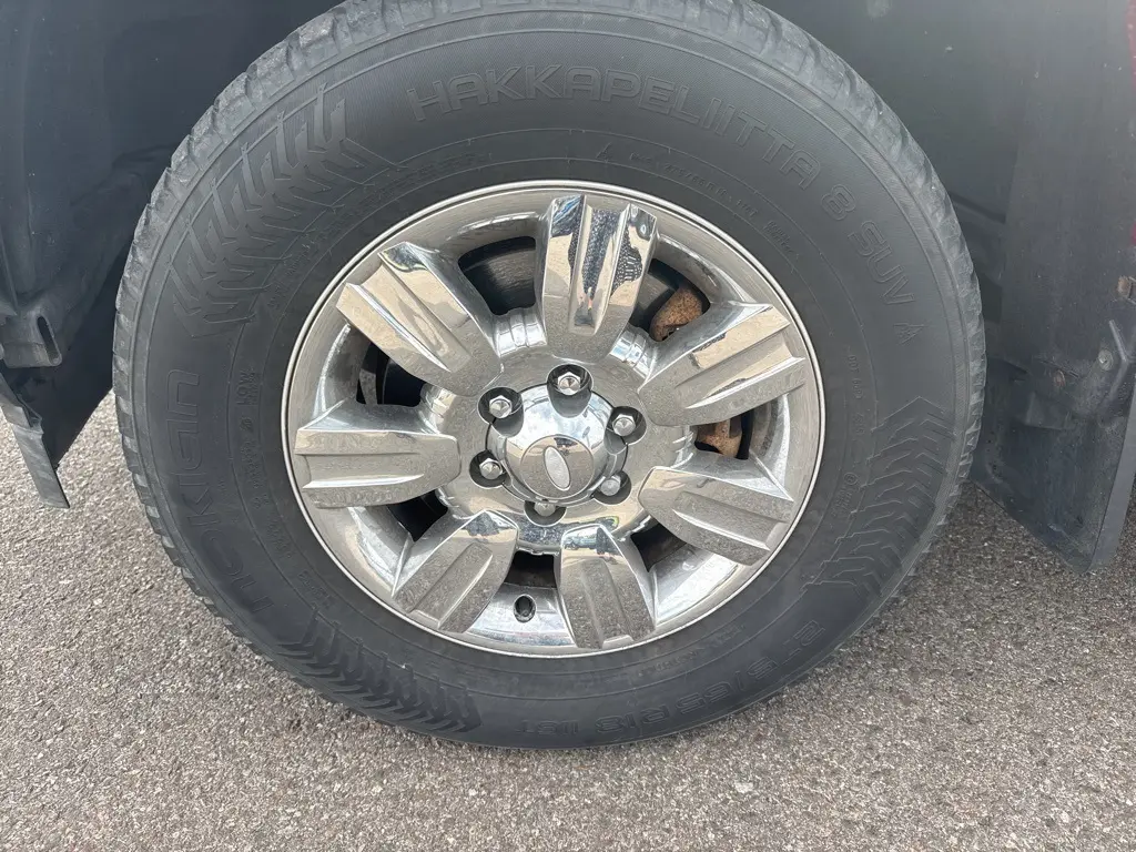 2018 Ford F-150 XLT photo 9