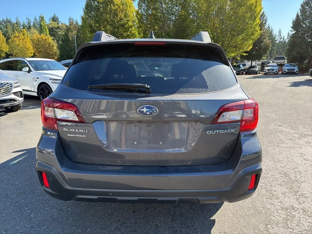 2019 Subaru Outback 2.5i Limited photo 3