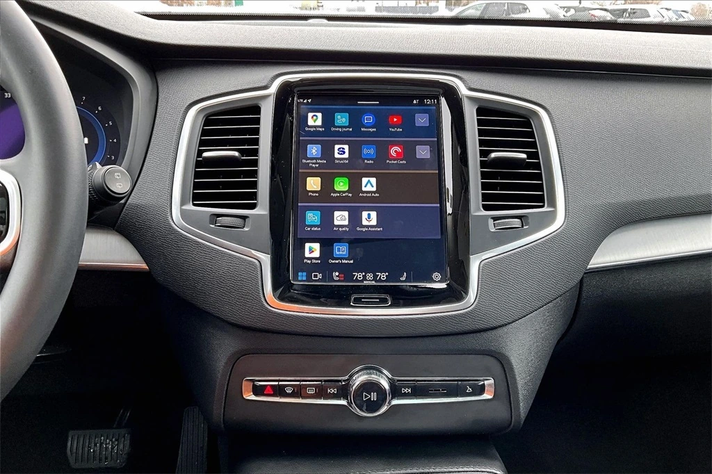 2023 Volvo - image 15