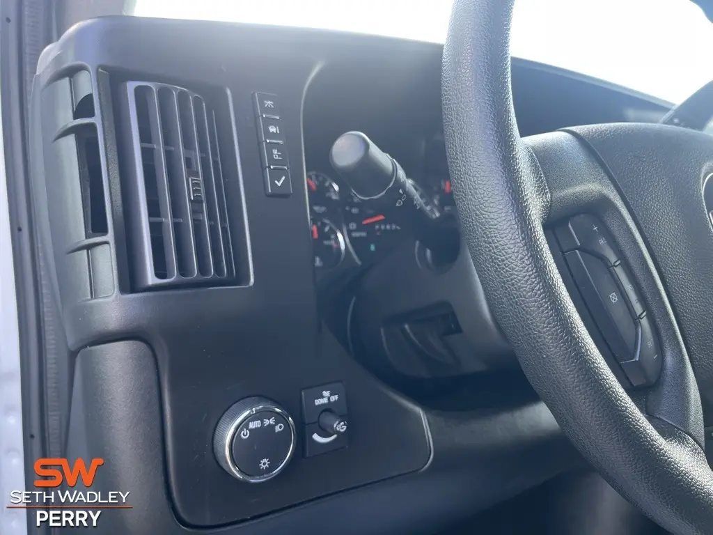 2024 Gmc Savana 2500 Cargo photo 14