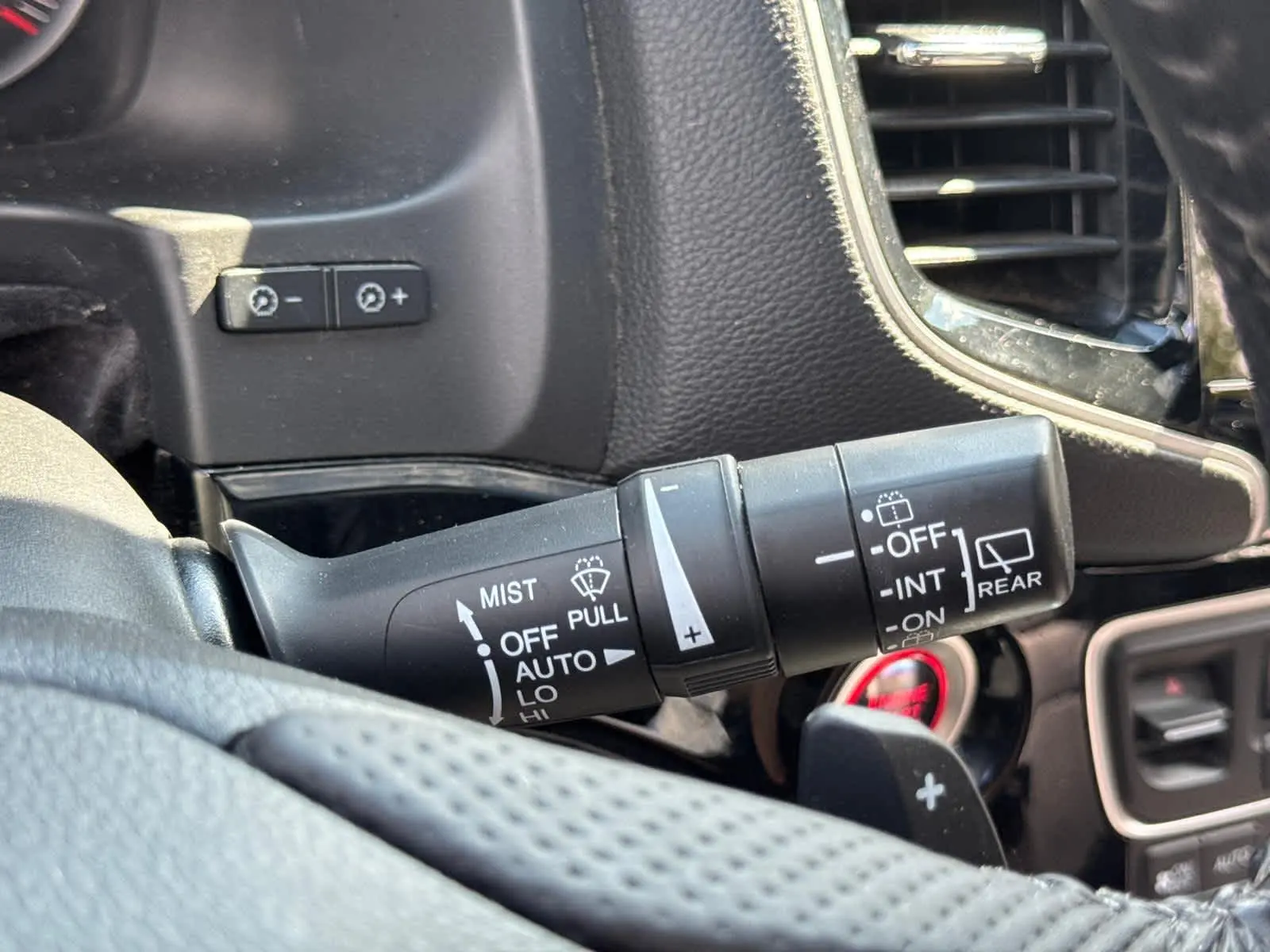 2023 Honda Passport Elite photo 18
