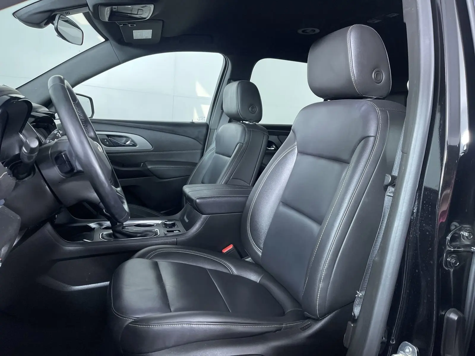 2023 Chevrolet Traverse Leather photo 12
