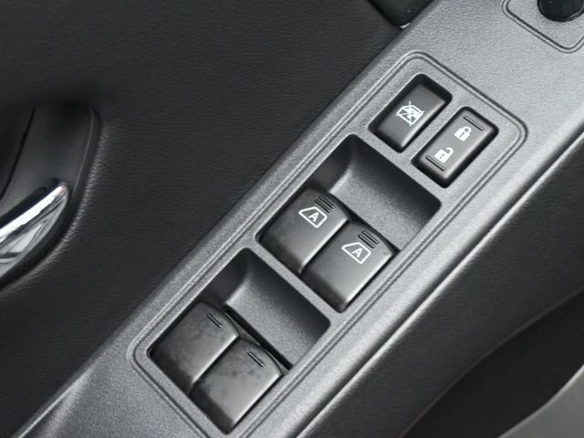 2026 Nissan Frontier SV - Photo 13