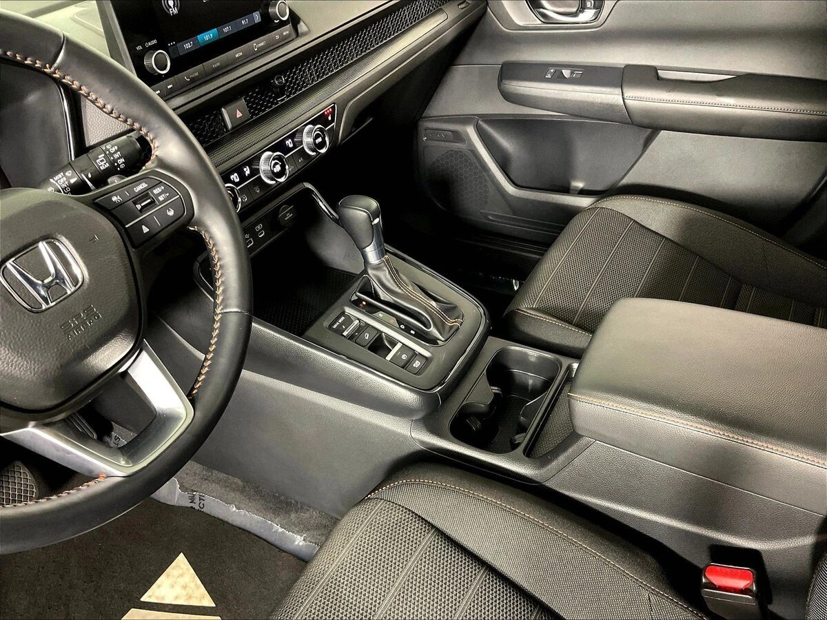 2025 Honda CR-V Sport - Photo 18