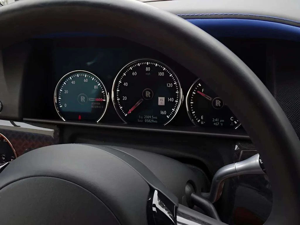 2023 Rolls-Royce Cullinan Black Badge - Photo 13