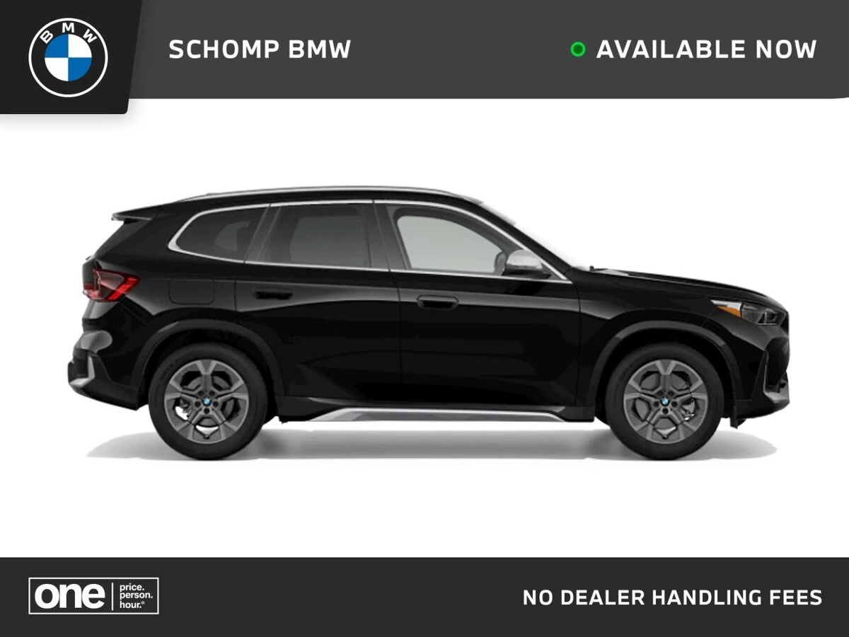2026 BMW X1 28i's photo