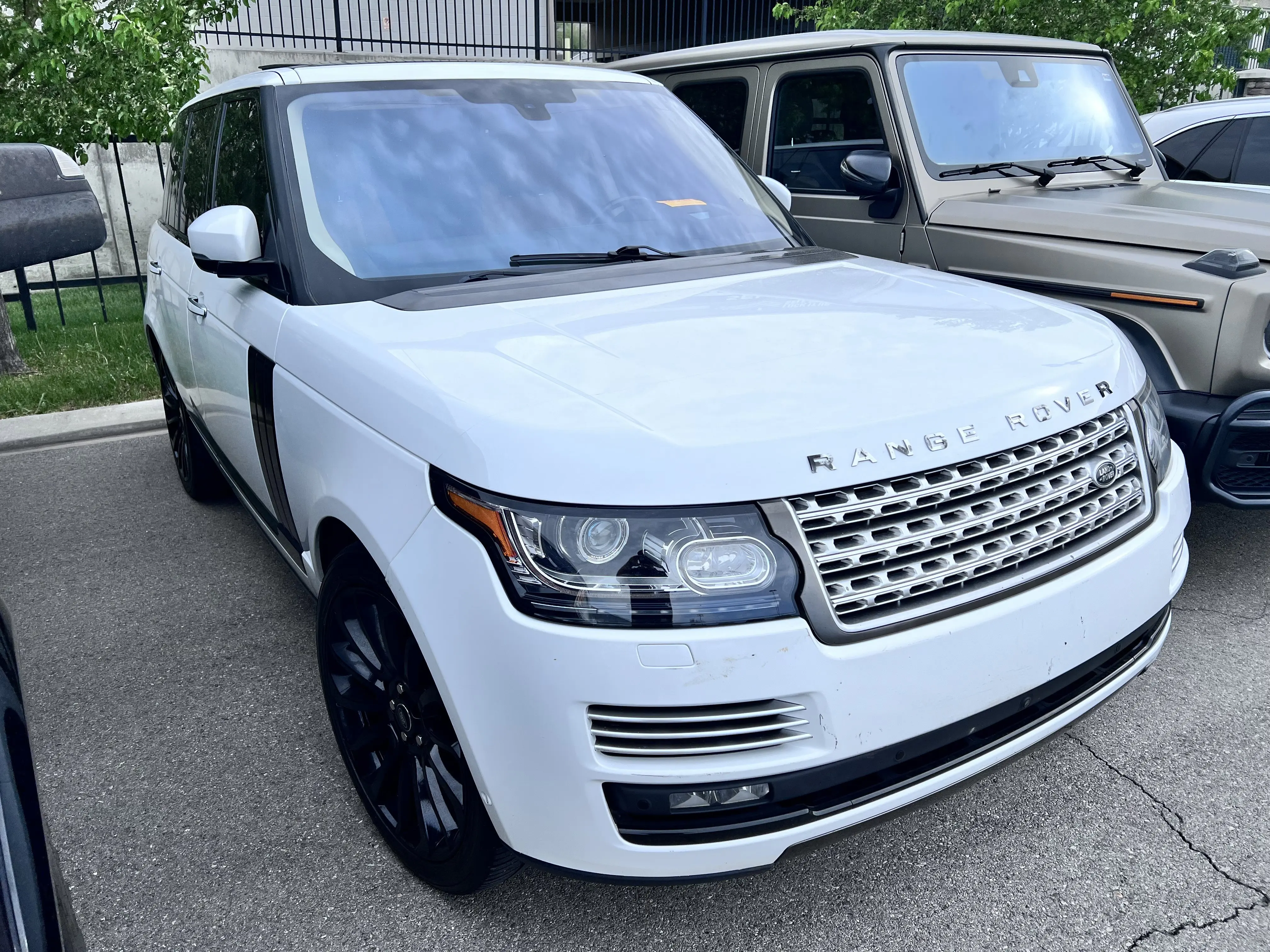 Used 2016 Land Rover Range Rover Autobiography with VIN SALGV2EF7GA278335 for sale in Farmington, UT