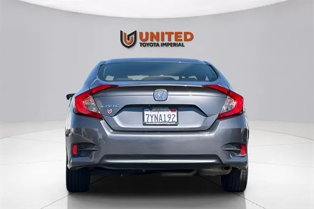 2017 Honda Civic LX photo 4