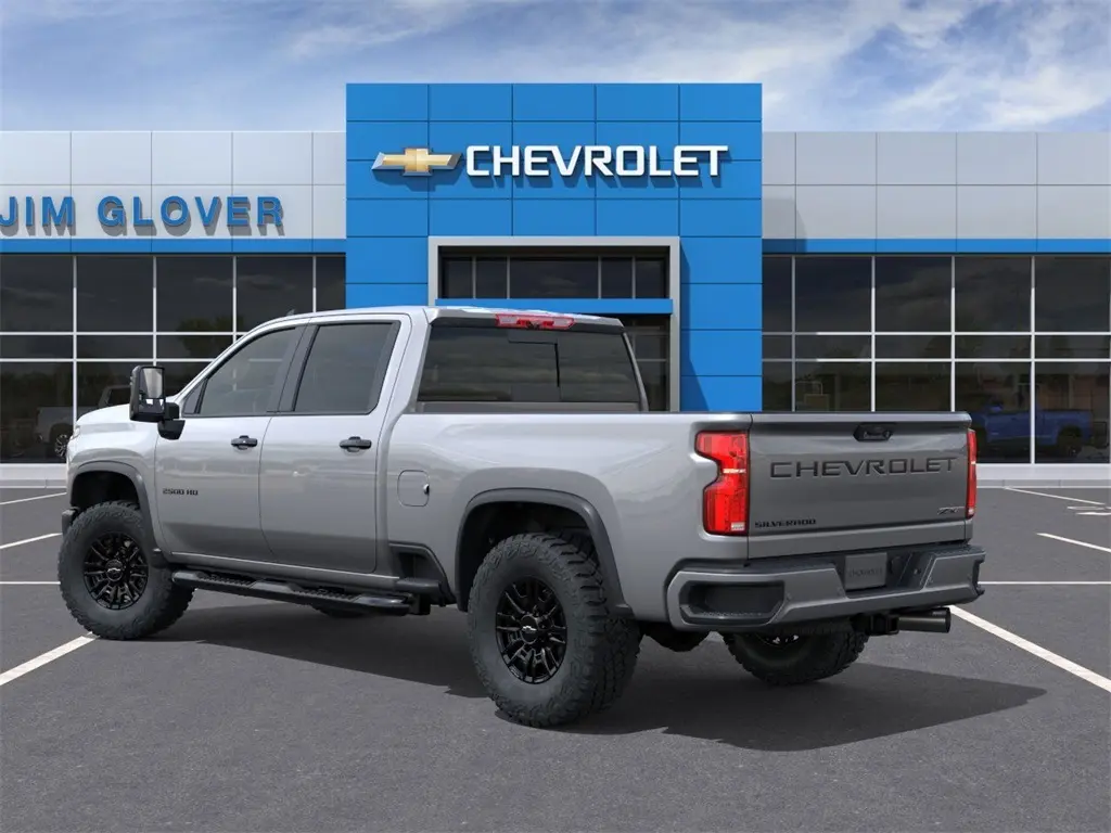 2026 Chevrolet Silverado 2500HD ZR2 photo 3