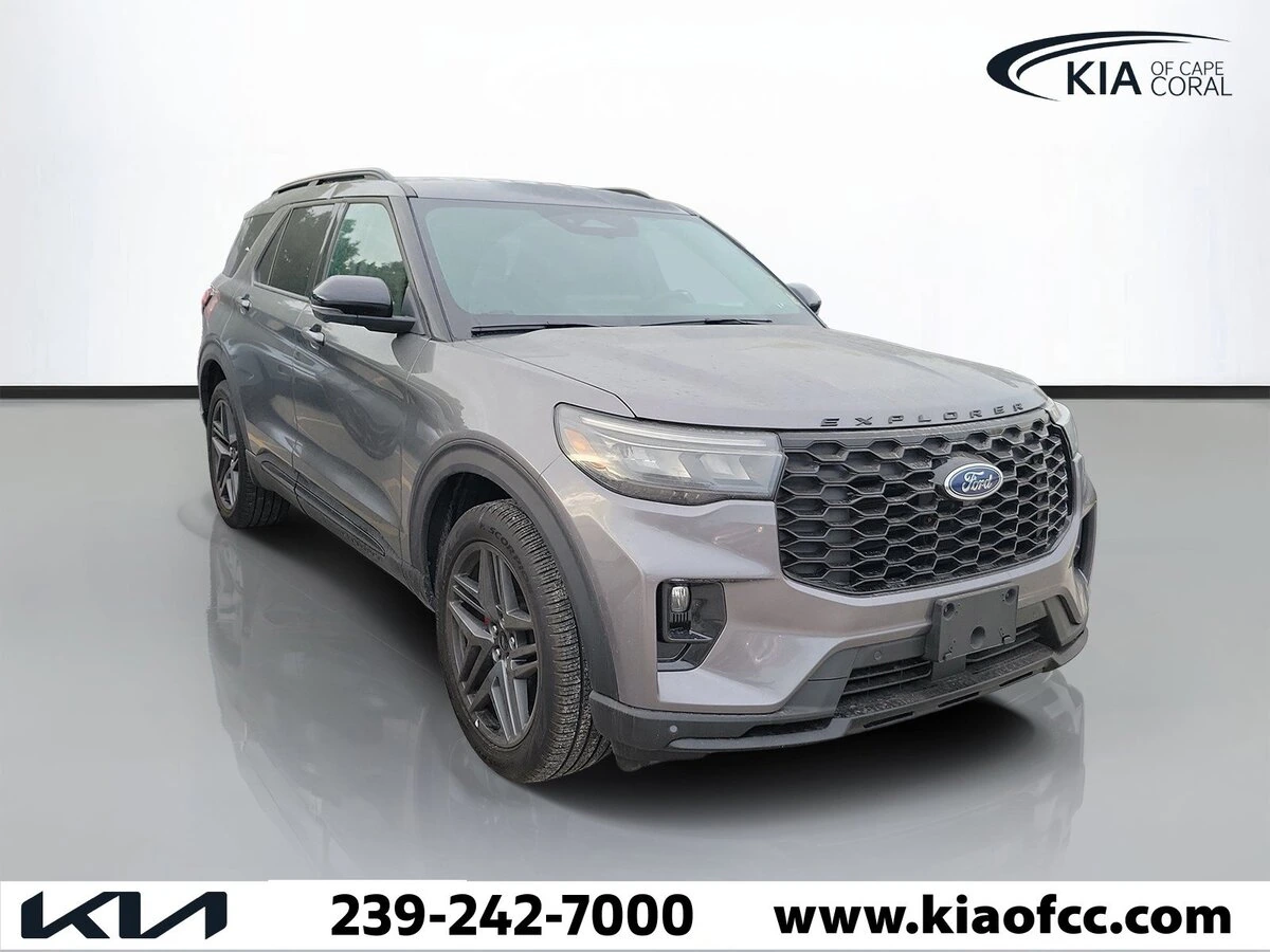 2025 Ford Explorer