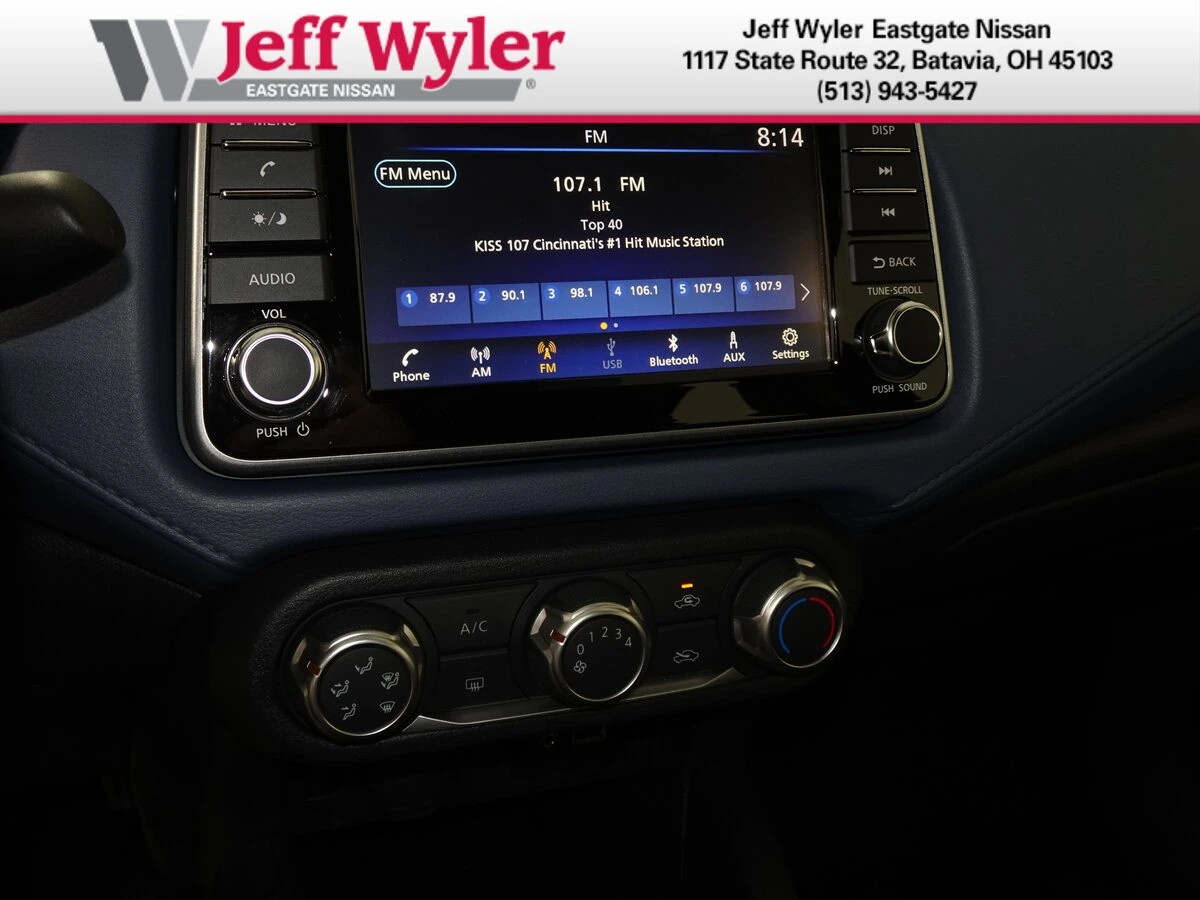 2025 Nissan Versa Sedan SV - Photo 21