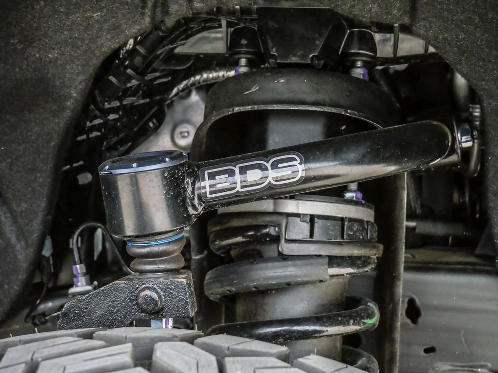 2026 Chevrolet Silverado 1500 ZR2 - Photo 12