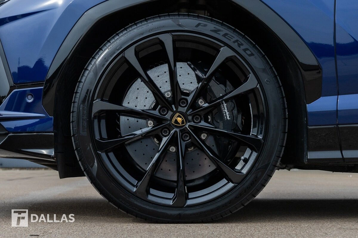 2024 Lamborghini Urus S - Photo 8
