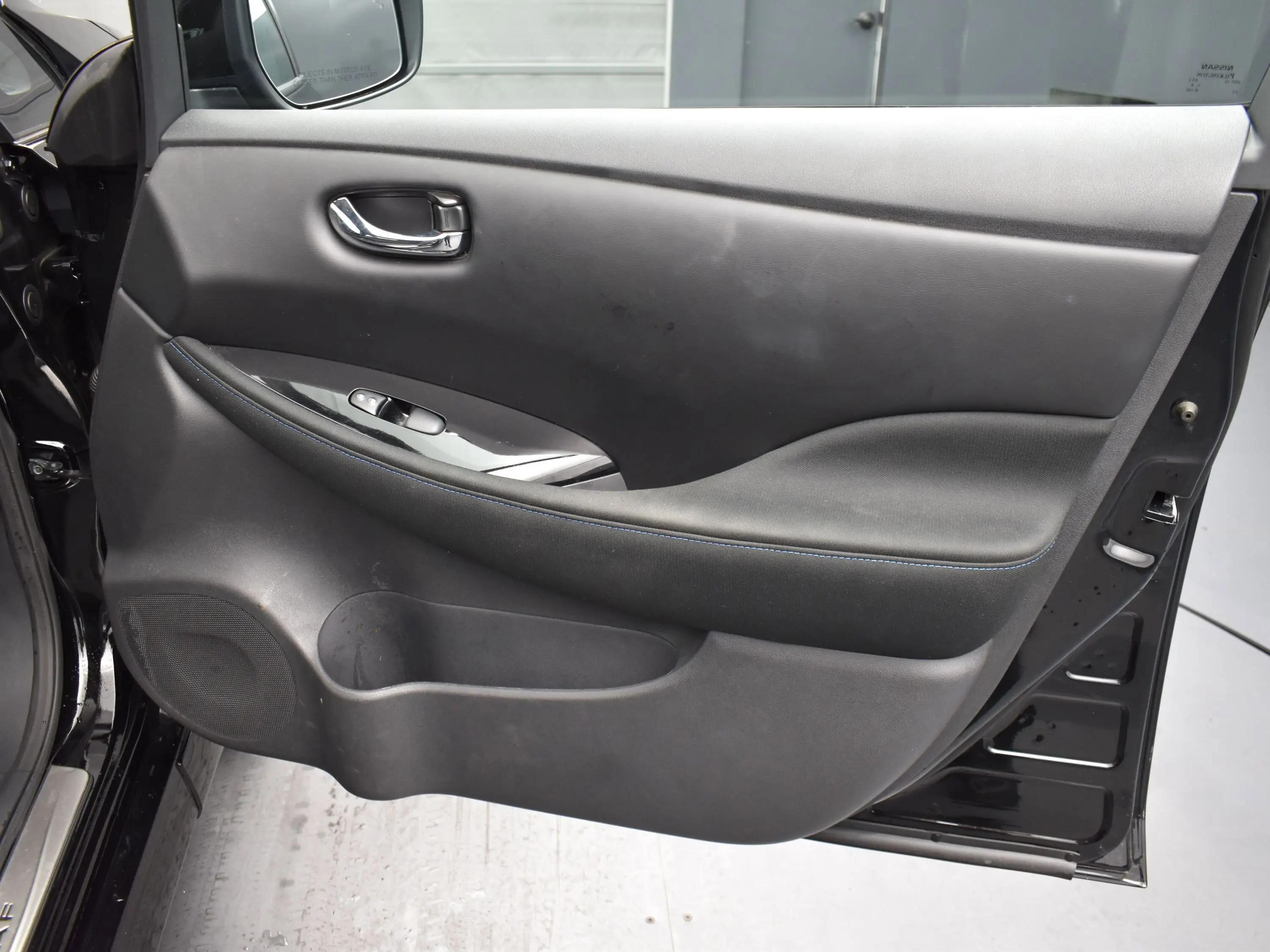 2023 Nissan Leaf SV Plus photo 20