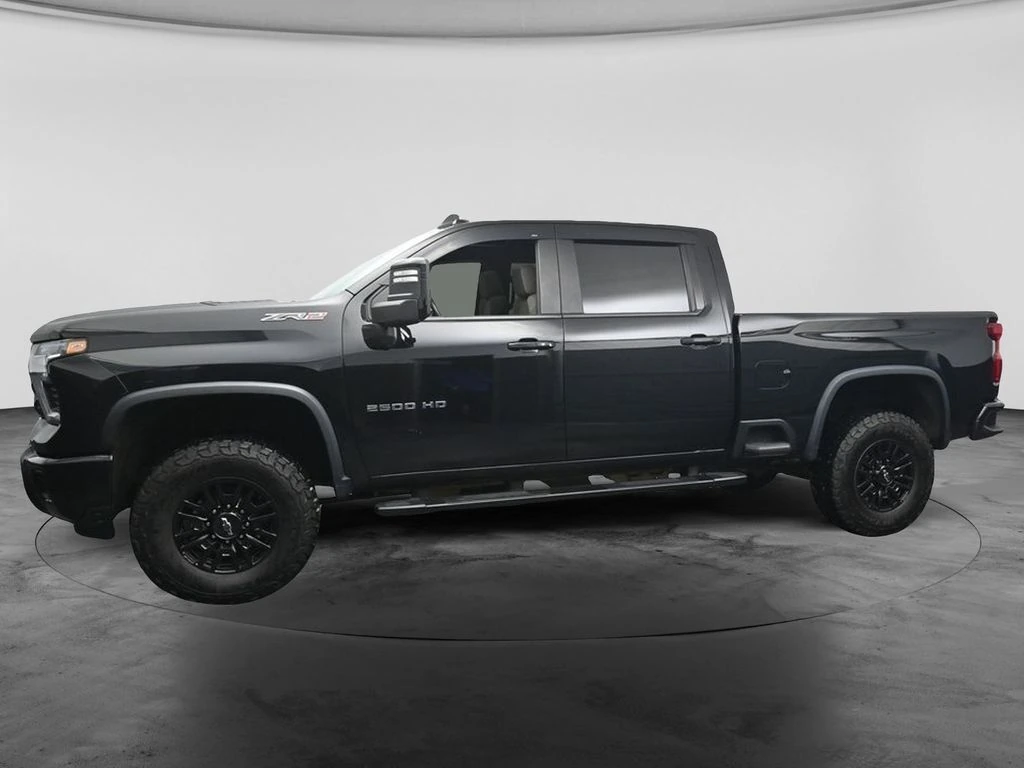 2024 Chevrolet Silverado 2500HD ZR2 - Photo 8