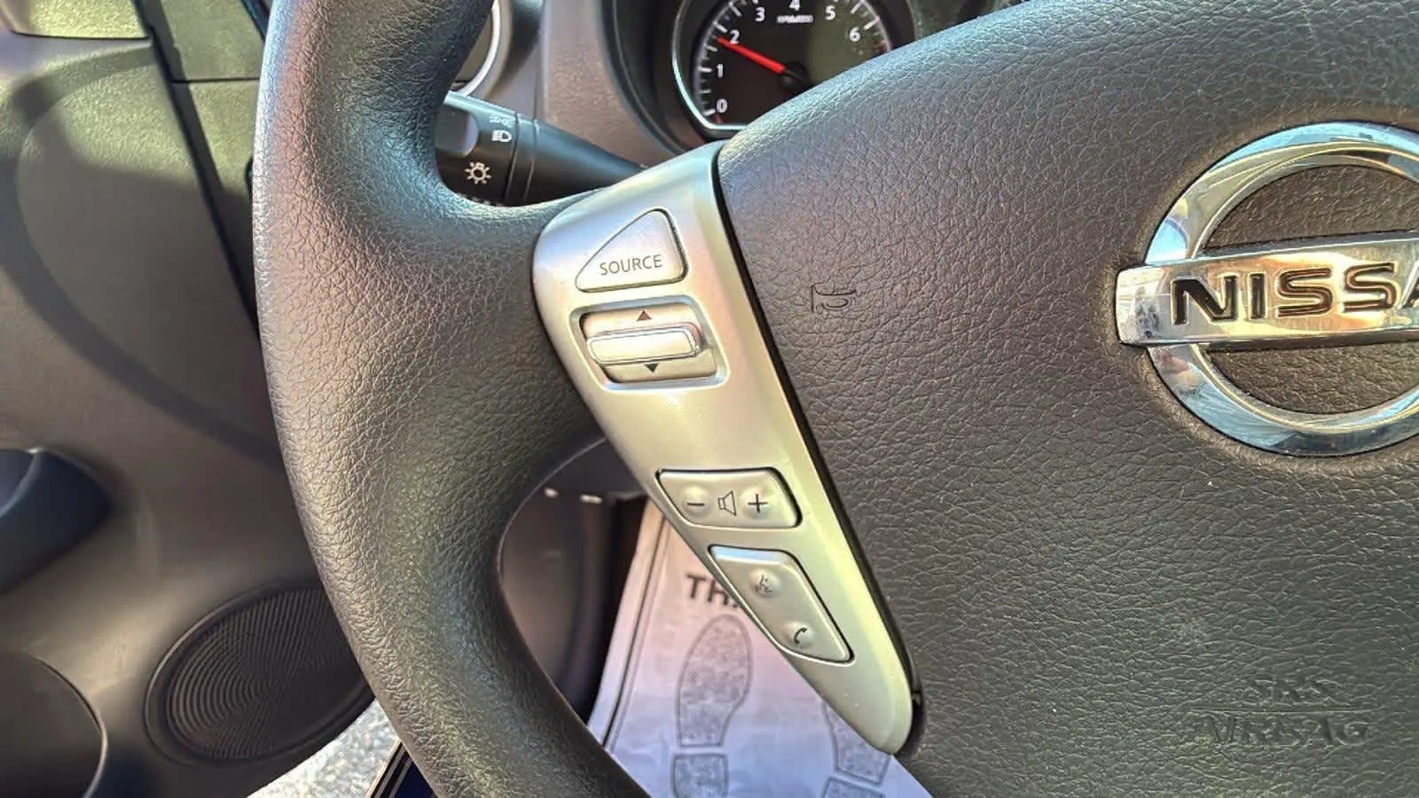 2019 Nissan Versa SV photo 11