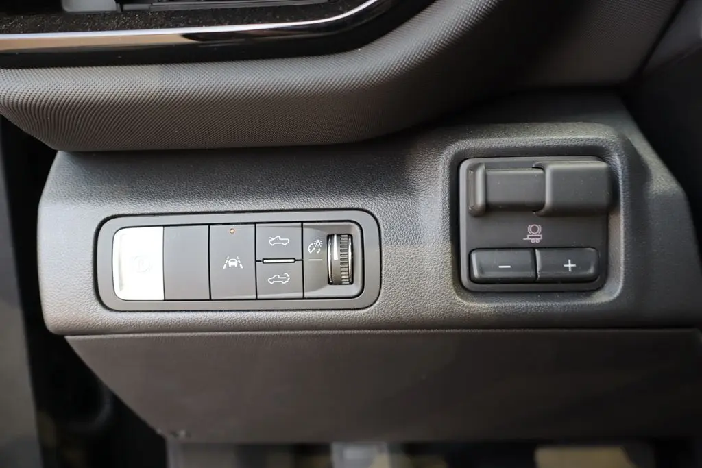 2026 Chevrolet Silverado EV Trail Boss photo 13