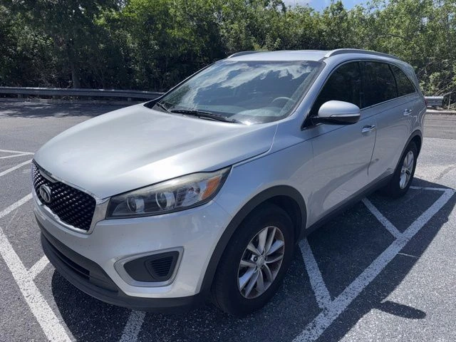2018 Kia Sorento LX AT's photo
