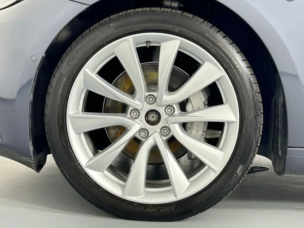 2022 Tesla Model 3 Long Range photo 25