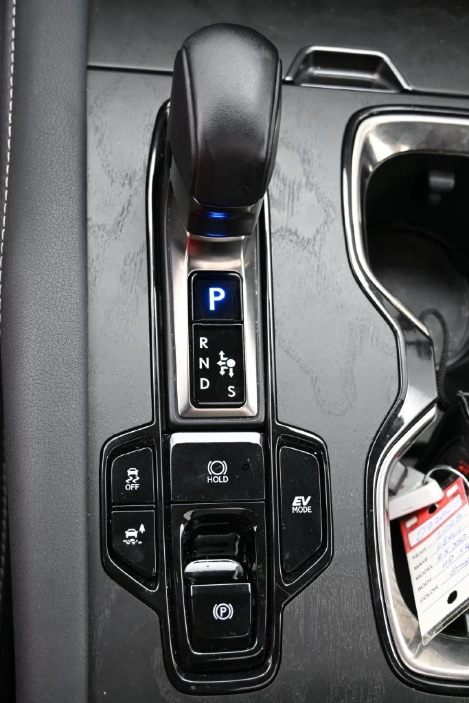 2025 Lexus RX Hybrid 350h - Photo 22