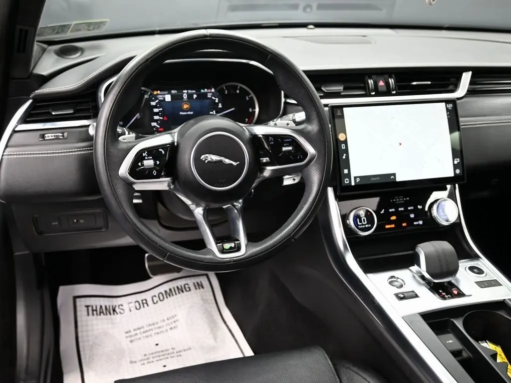 2022 Jaguar XF R-Dynamic SE photo 30