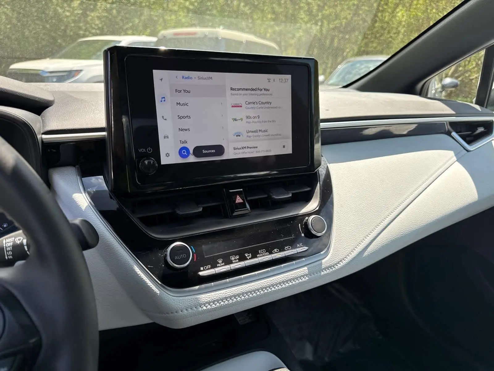 2024 Toyota Corolla SE Premium photo 26