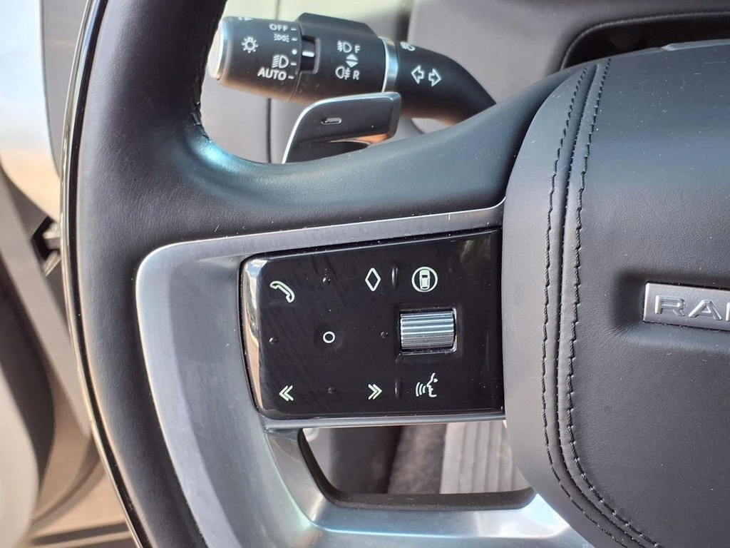 2025 Land Rover Range Rover SE - Photo 37