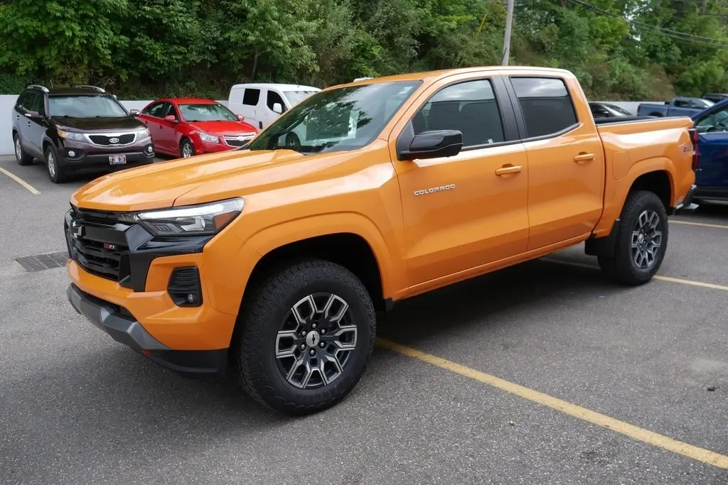 2026 Chevrolet Colorado Z71 photo 4