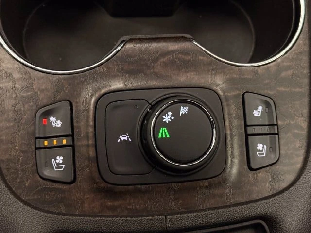 2023 GMC Acadia Denali - Photo 54