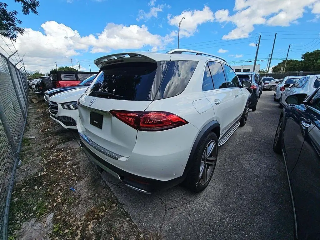 2022 Mercedes Benz GLE 350 photo 2