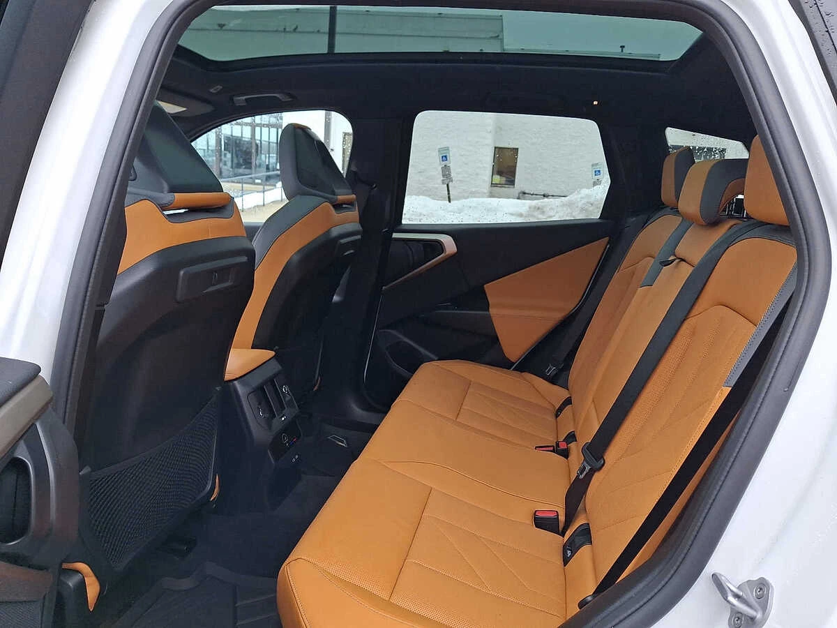 2025 BMW X3 30 - Photo 10