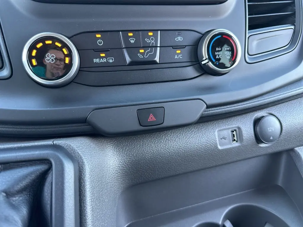 2025 Ford Transit photo 29