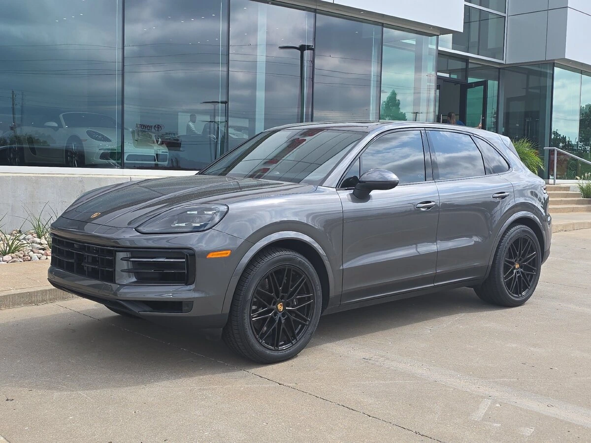 2024 Porsche Cayenne
