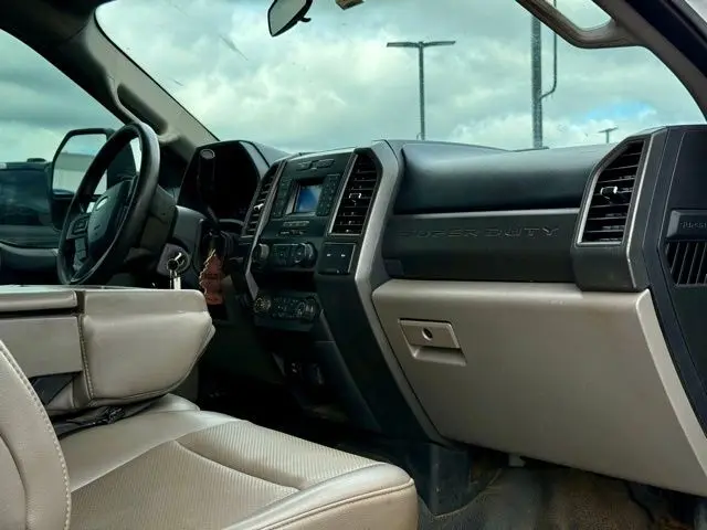 2020 Ford F-250 photo 15