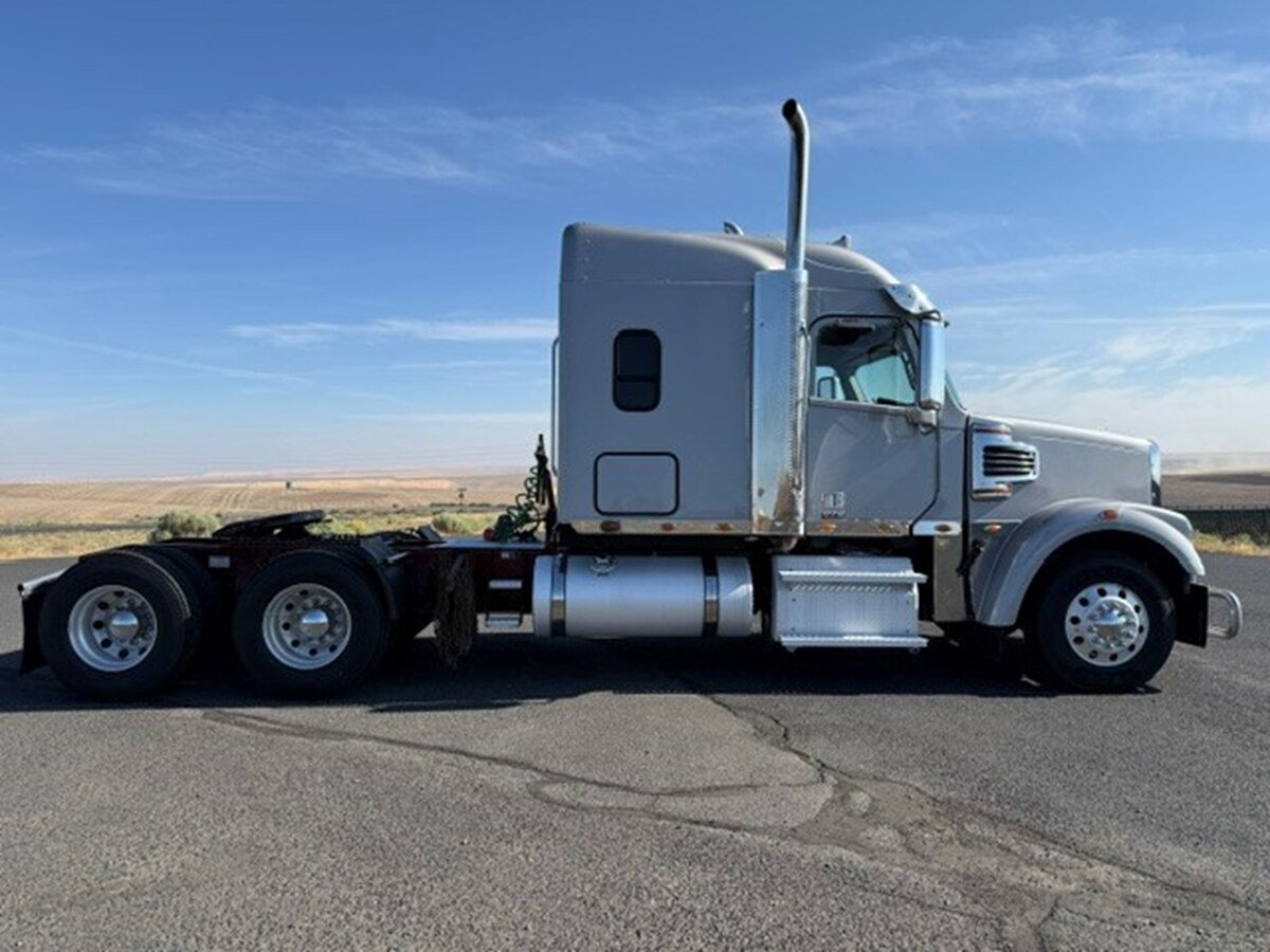 2020 Freightliner in Pasco, WA — photo 6